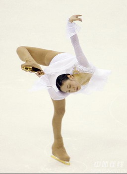 图文:花样滑冰女子单人滑 中野友加里天人合一