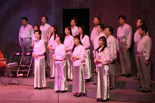 大行帝国主题曲曲谱-早春二月、温馨浪漫,优美的音乐伴随着鲜红的玫瑰,使北京情人节的