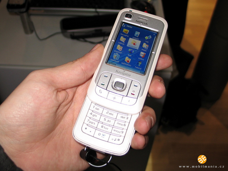 紧随N95 GPS滑盖S60诺基亚6110真机图赏 