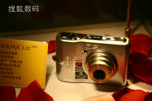 尼康发布春季数码相机新品 期望抢占更大市场