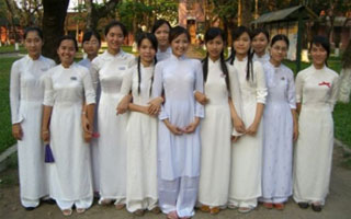 http://photocdn.sohu.com/20070322/Img227876711.jpg