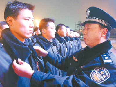 当警察就当个好警察 记江苏江都市公安局特警
