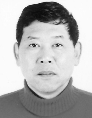 贾志刚近照