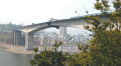碚东嘉陵江大桥预计10月通车(图)