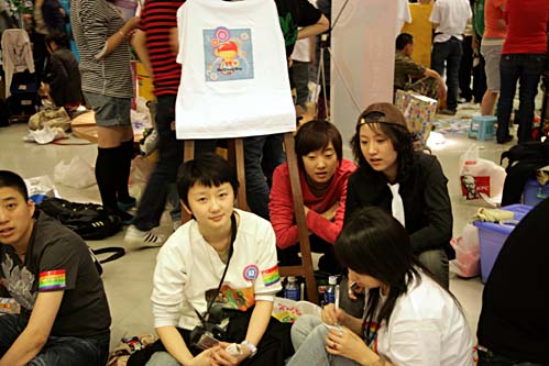 4月22日,由疯果网主办的、搜狐动漫媒体协办的疯果创意集市...