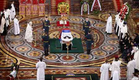 4月24日，俄罗斯首任总统叶利钦的遗体告别仪式在莫斯科救世主大教堂举行。