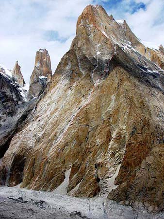 登山首页 山峰资料 6000米级别山峰 大川口塔峰 山峰图库 来源