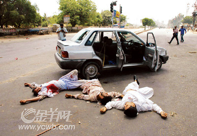 巴基斯坦街头枪战37人丧命(图)