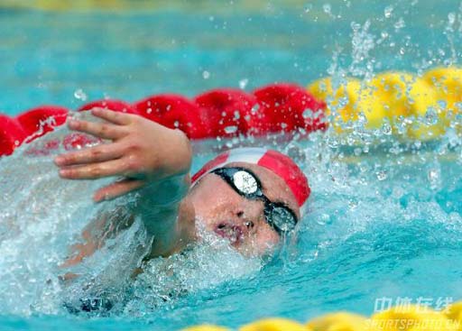 图文:游泳冠军赛第三日 女子400自由泳宓梦娇