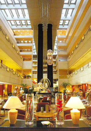 饭店   经过软硬件,地理位置等多方面的综合评定后,天津喜来登大酒店