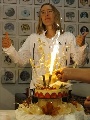 图文：比利时姑娘法网过生日 海宁点燃蜡烛