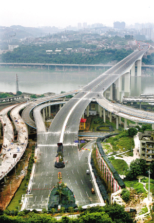 嘉华大桥高九路今日通车(图)