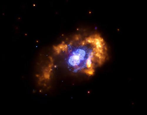 美公布170年前恒星爆发照片随时将变超新星