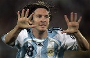 组图：阿根廷3-0墨西哥 梅西庆祝进球