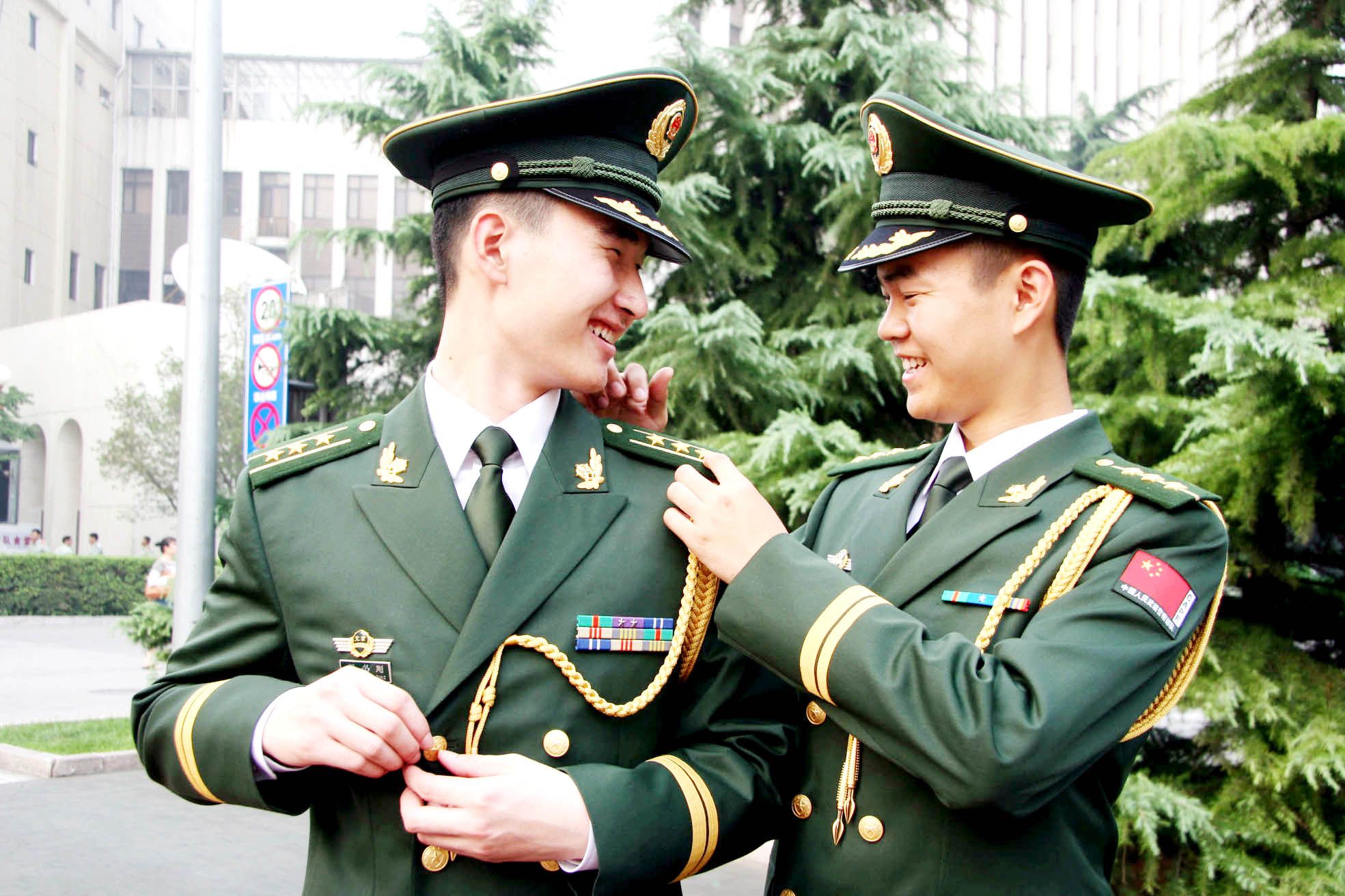 Форма китайского офицера