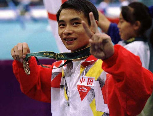 中国奥运50大经典时刻 96年李小双体操全能夺冠