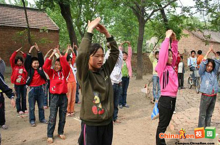 都市美丽女孩兰考乡村的支教生活(组图)-china