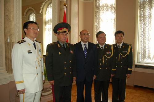 中国驻乌克兰大使馆举行建军80周年招待会(图