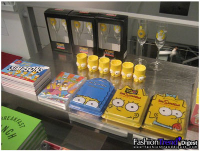 在collet销售的Simpson周边