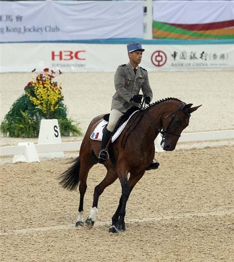 图文：奥运马术香港测试赛 法国骑手维瑞塞尔