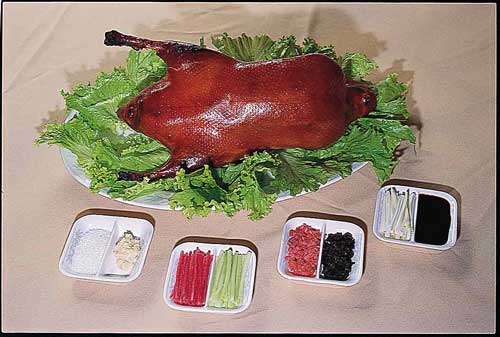 烤鸭涮肉大对决 京城时尚餐厅美食宴上菜