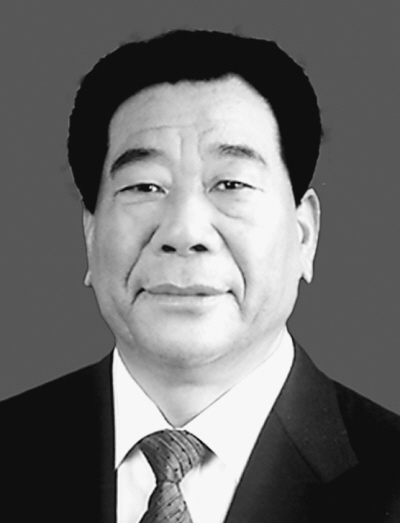 王乐义,男,66岁,中共党员,山东省寿光市孙家集街道三元朱村党支部书记