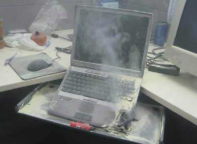 戴尔笔记本电池突然爆炸起火 属被召回型号(图