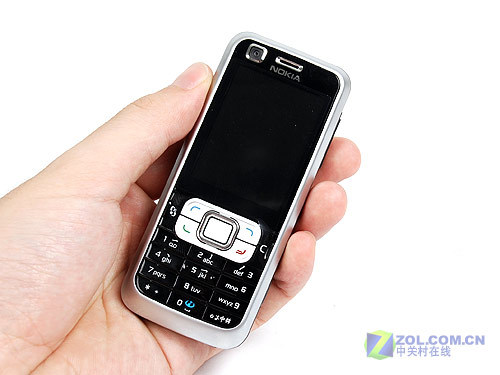 史上最小S60手机 诺基亚6120c行货开卖 