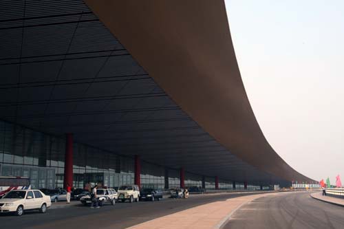 9月12日"北京首都国际机场t3航站楼工程建设情况"新闻发布会和参观