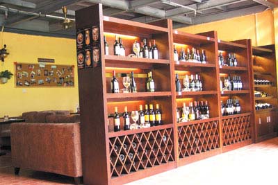 西餐厅酒柜装修效果图西餐厅酒柜效果图图片10