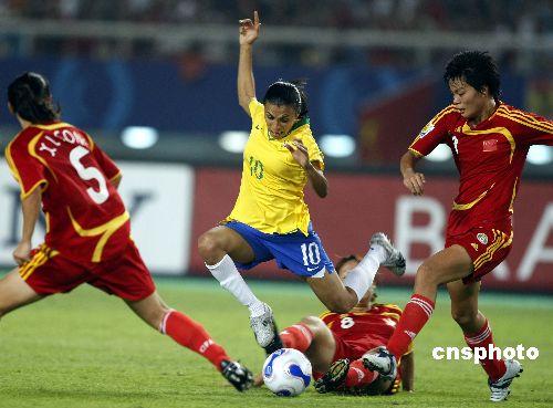 图:女足世界杯巴西四比零大胜中国