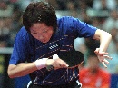 图文：女团决赛中国3-0新加坡 李佳薇发球