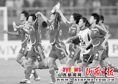 2007年女足世界杯 中国队晋级八强(图)