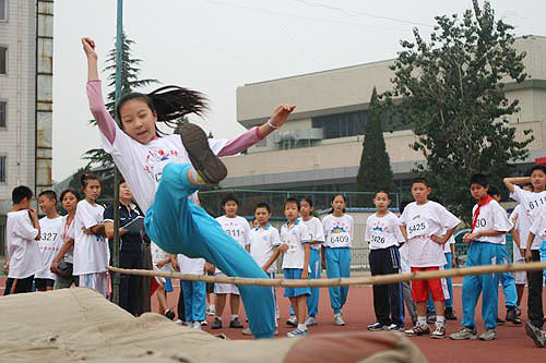 各界奥运新闻 官方网站9月26日 今天上午,和平里第一小学,青年湖小学