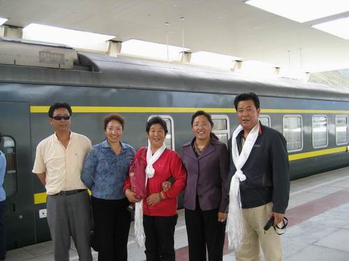 青藏铁路圆了我的家族梦