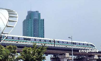 上海磁浮新排时刻表 日"飞"列车109趟(图)