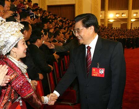 胡锦涛,江泽民等亲切会见出席党的十七大代表,特邀代表和列席人员