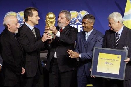 国际足联主席:巴西将承办2014年世界杯足球赛