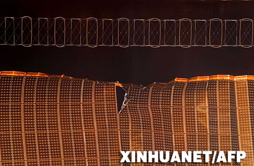 国际空间站太阳能电池板损坏 将在太空多停1天