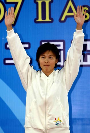图文:亚室赛游泳 蔡晓慧破50米仰泳亚洲纪录