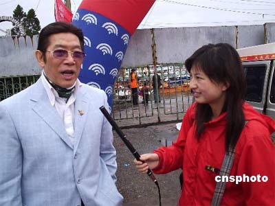 美国首位华人市长任广州电视台真人秀主持(图