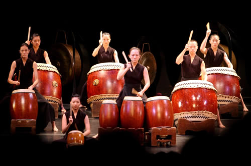 台湾文化月 原创表演《优人神鼓》在香港演出