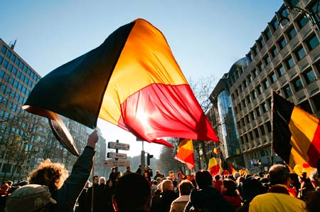 比利时首都举行反对国家分裂大游行(组图)