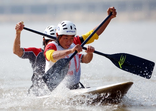 图文:皮划艇全国秋季冠军赛 30多名运动员参赛