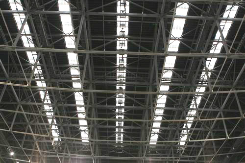 图文：国家体育馆竣工 棚顶设置的5条采光带