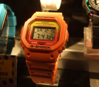 卡西欧g-shock 型号dw5000c