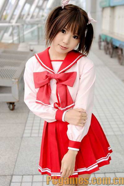 小天后kipi的水手服cosplay
