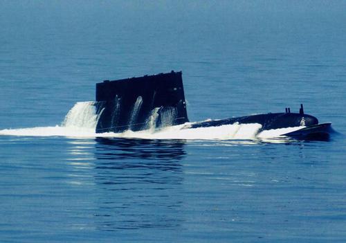 中国潜艇破解大深度航行难题生存能力大幅提升-搜狐军事频道