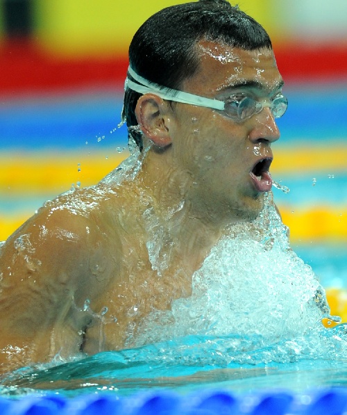 图文:中国游泳公开赛名将风采 切赫全力以赴
