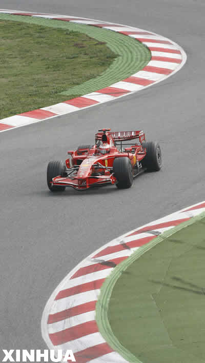 F1季前试车 汉密尔顿获得排名第一位